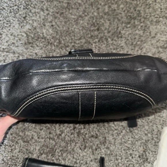 Authentic Coach - Black Leather Handbag with Silver Buckle - Picture 9 of 14